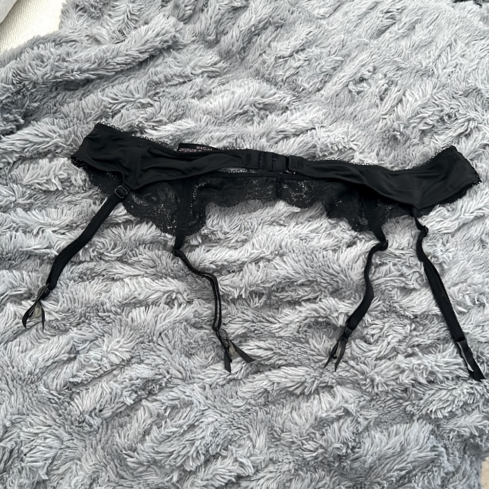 Victoria’s Secret garter belt